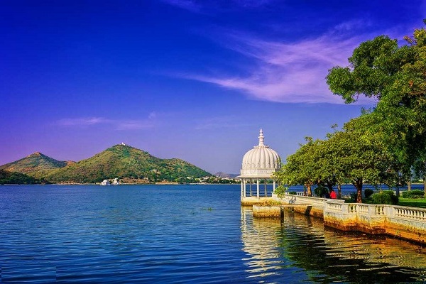 Lake Fatehsagar